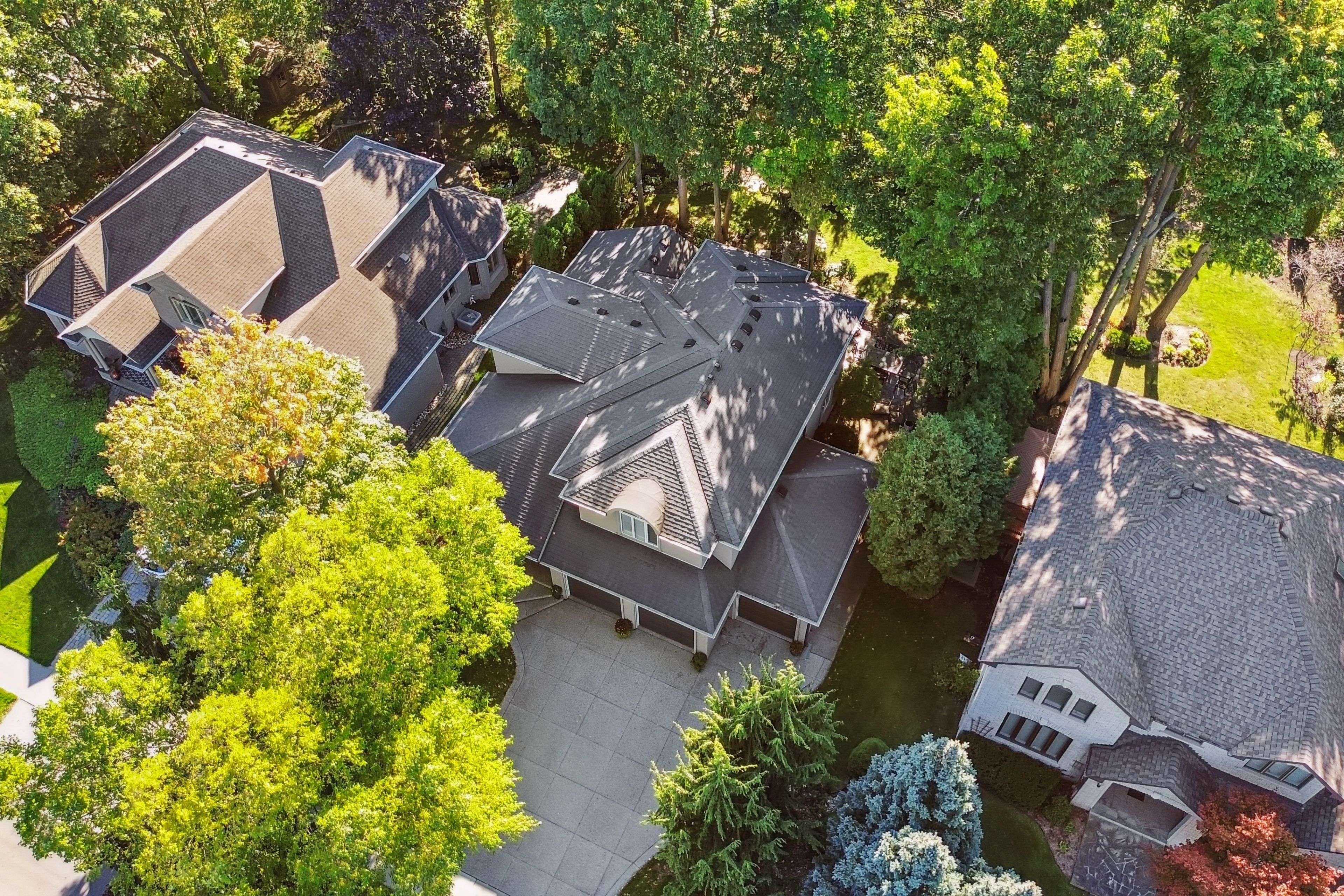 Burlington, ON L7P 4W4,1091 Forestvale DR