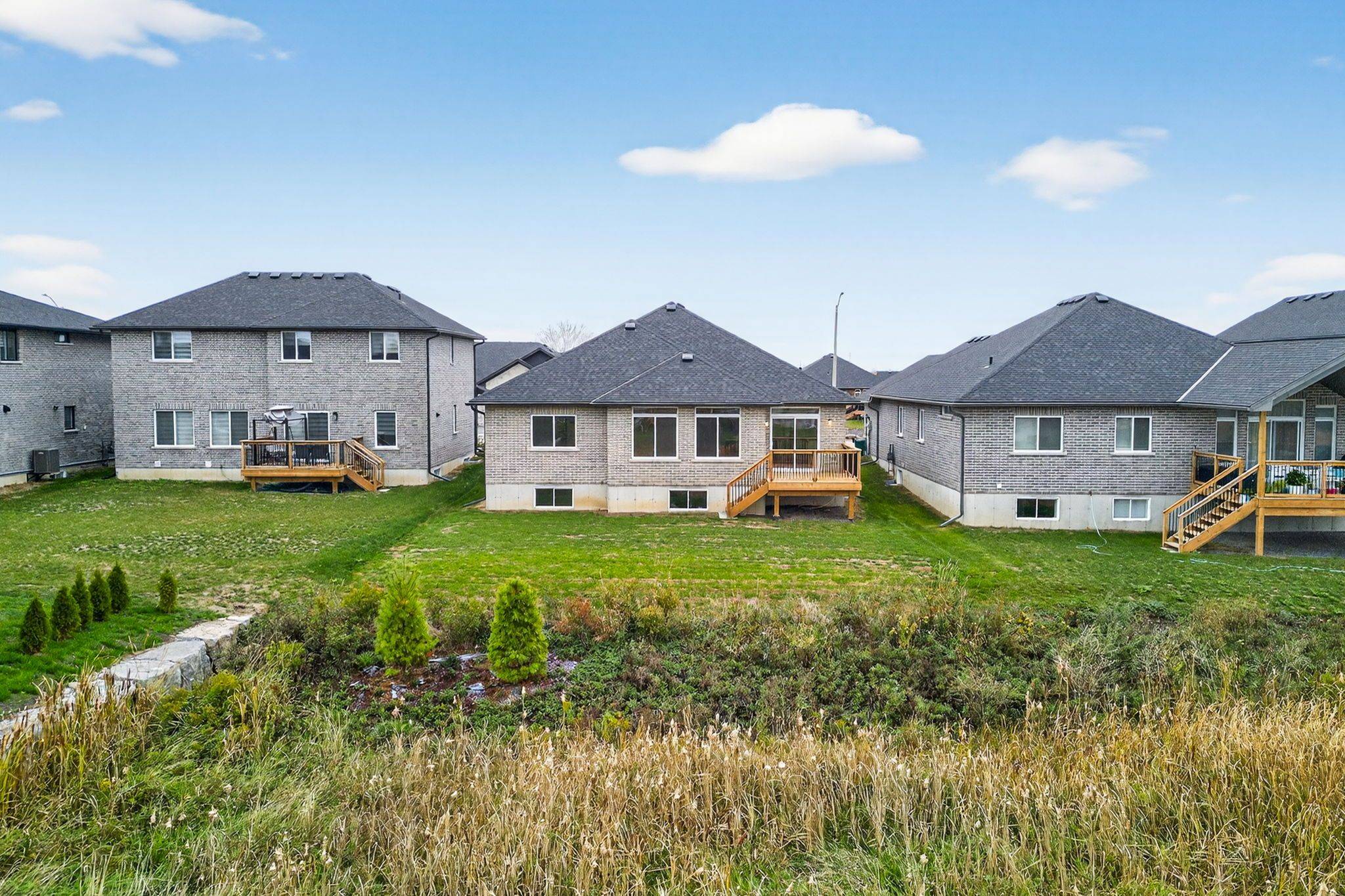 Belleville, ON K8N 0R7,6 Vaughn CT