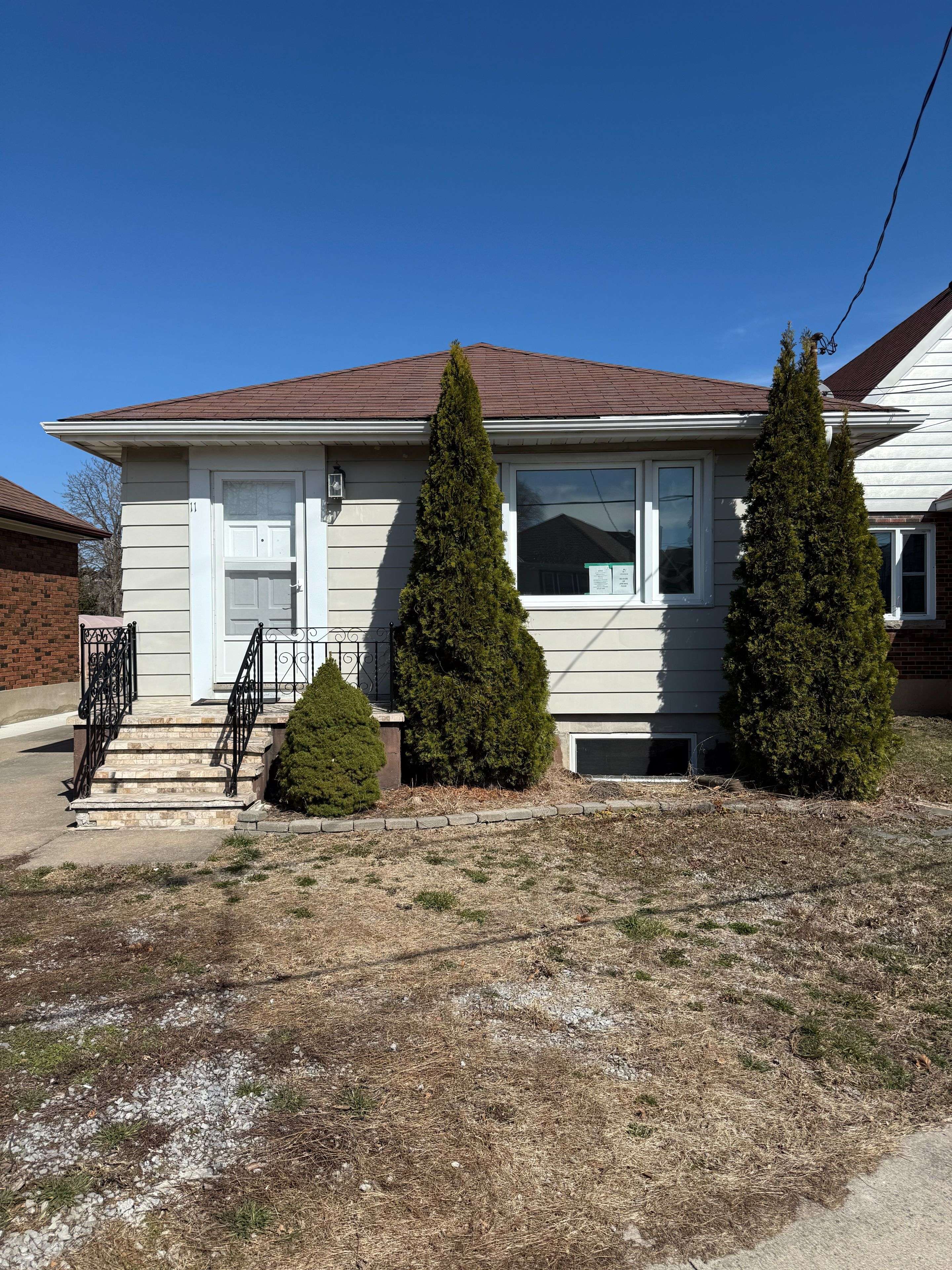 St. Catharines, ON L2M 5E6,11 Garnet ST