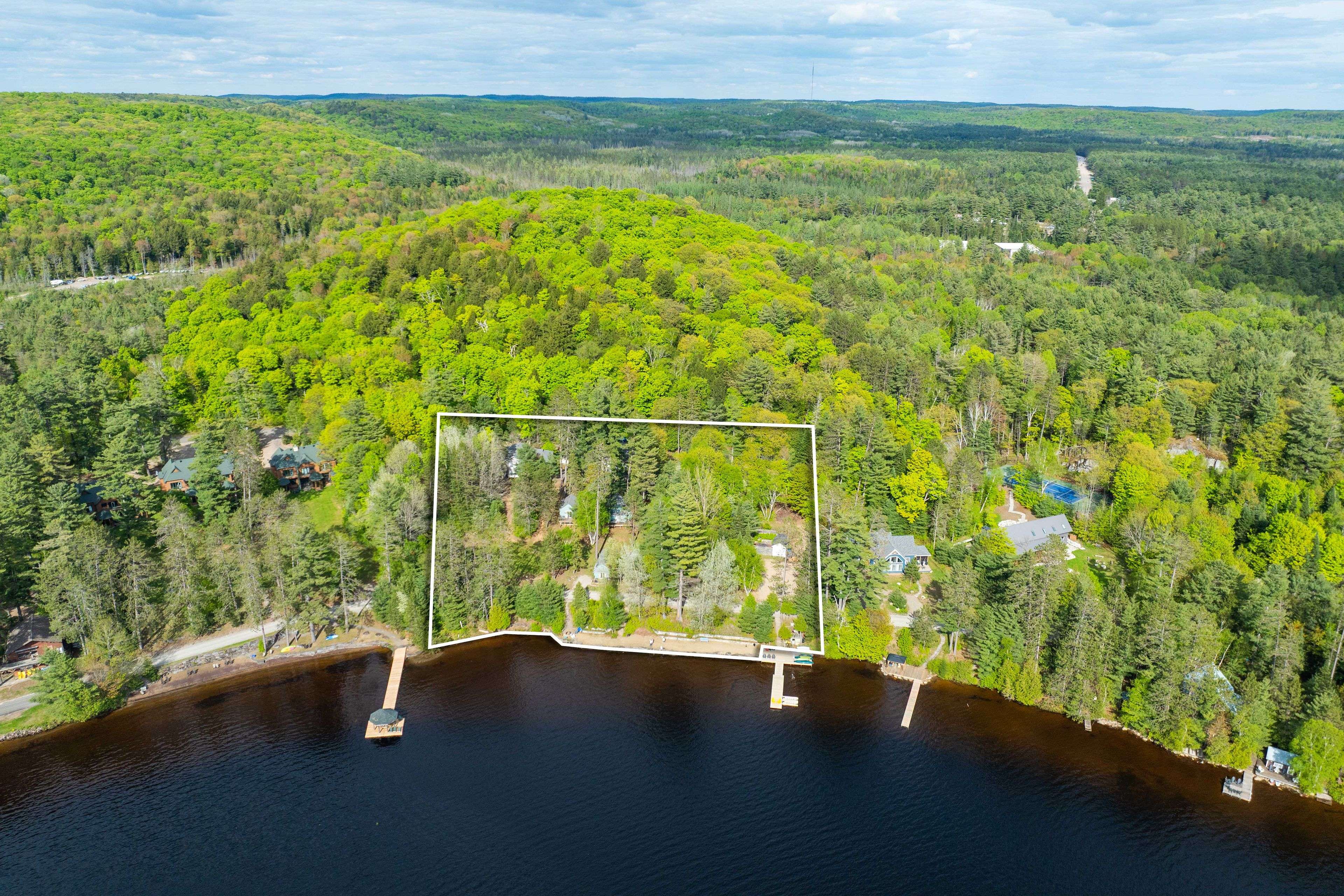 Lake Of Bays, ON P0A 1H0,1091 Dwight Beach RD