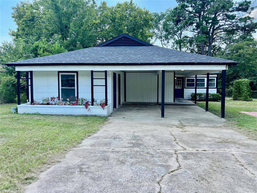 Hughes Springs, TX 75656,611 Hickory