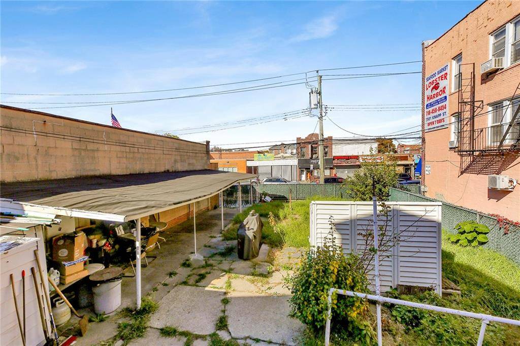 Brooklyn, NY 11223,310 Avenue X