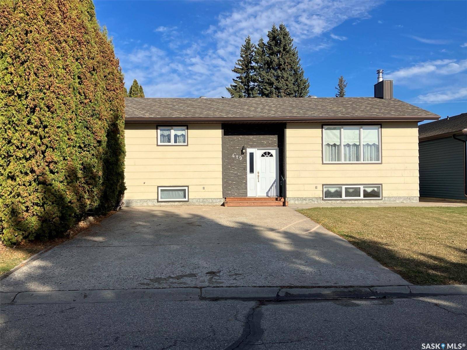 Nipawin, SK S0E 1E0,419 8th AVENUE W