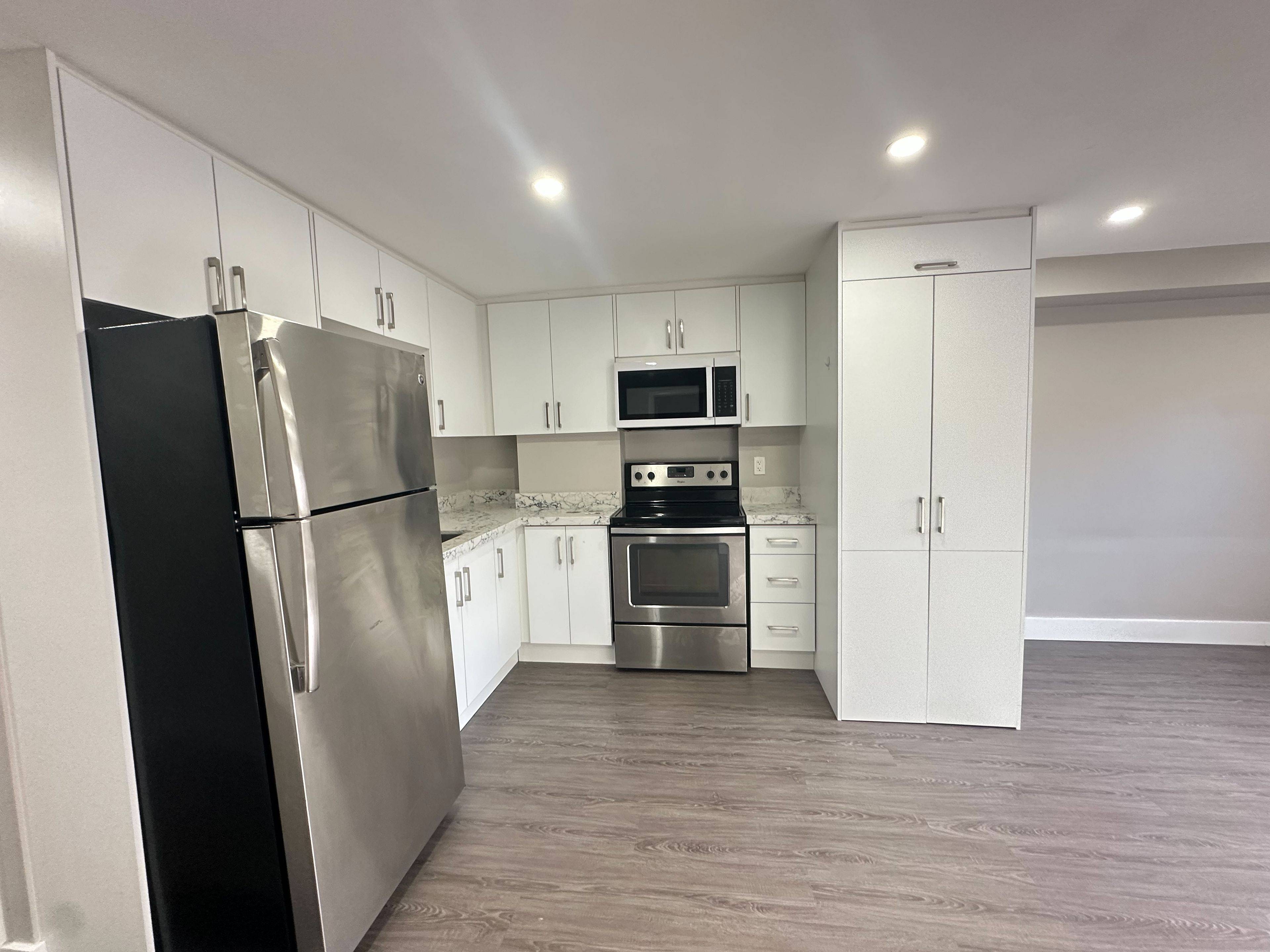 Brampton, ON L6T 1J1,199 Avondale BLVD #Unit 2