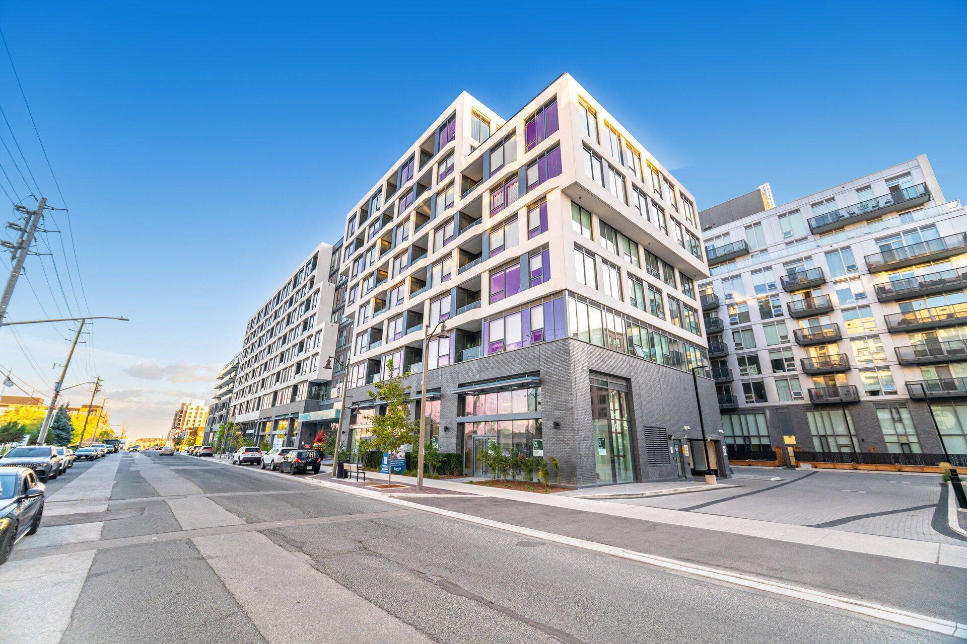 Oakville, ON L6M 5P6,2450 Old Bronte RD #351