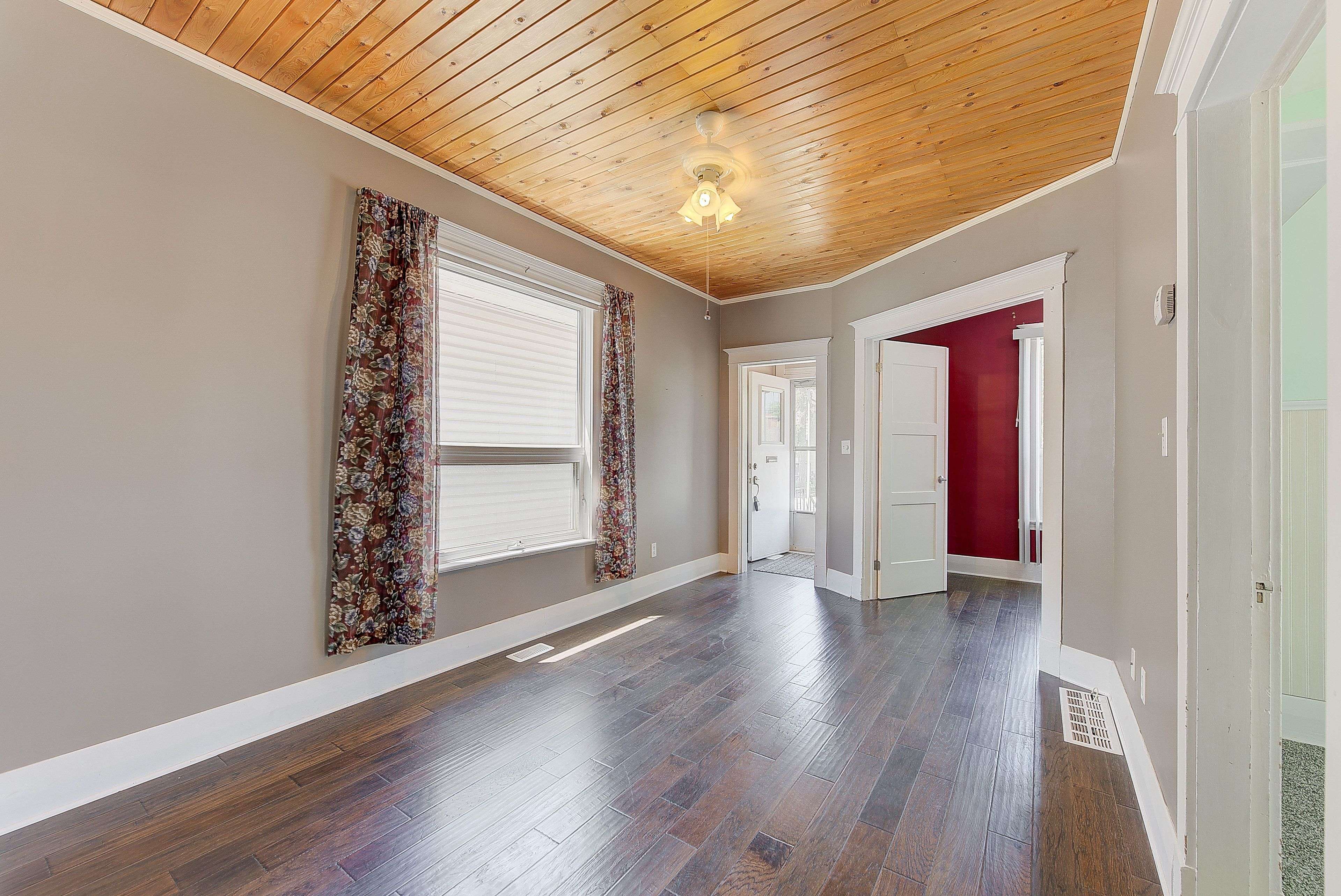 London East, ON N5Z 1E2,35 Major ST