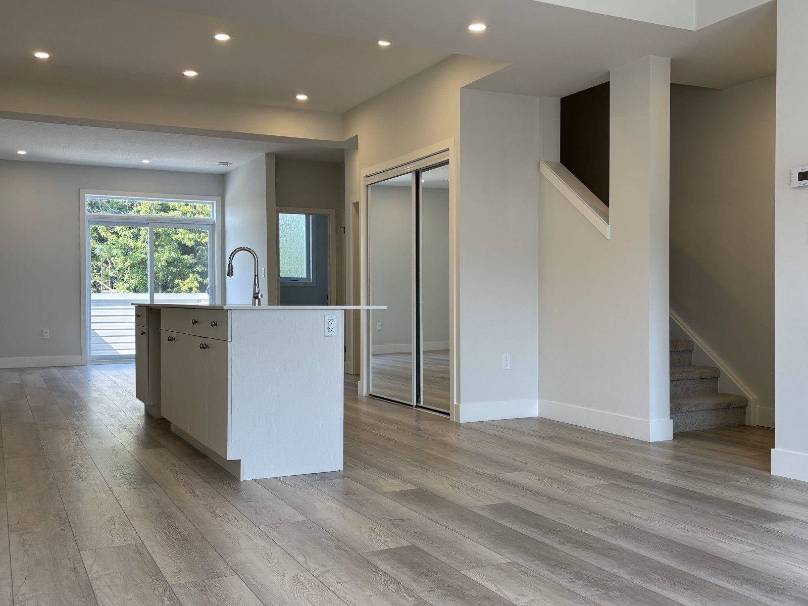 London South, ON N5Z 0B6,925 Deveron CRES