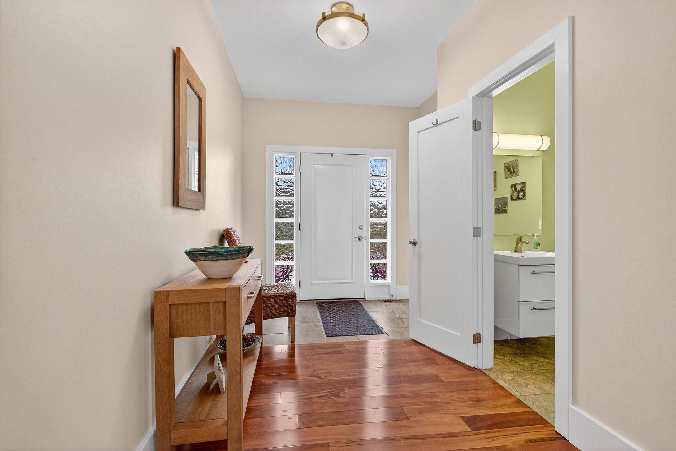 Kingston, ON K7L 4V1,1682 Jackson BLVD