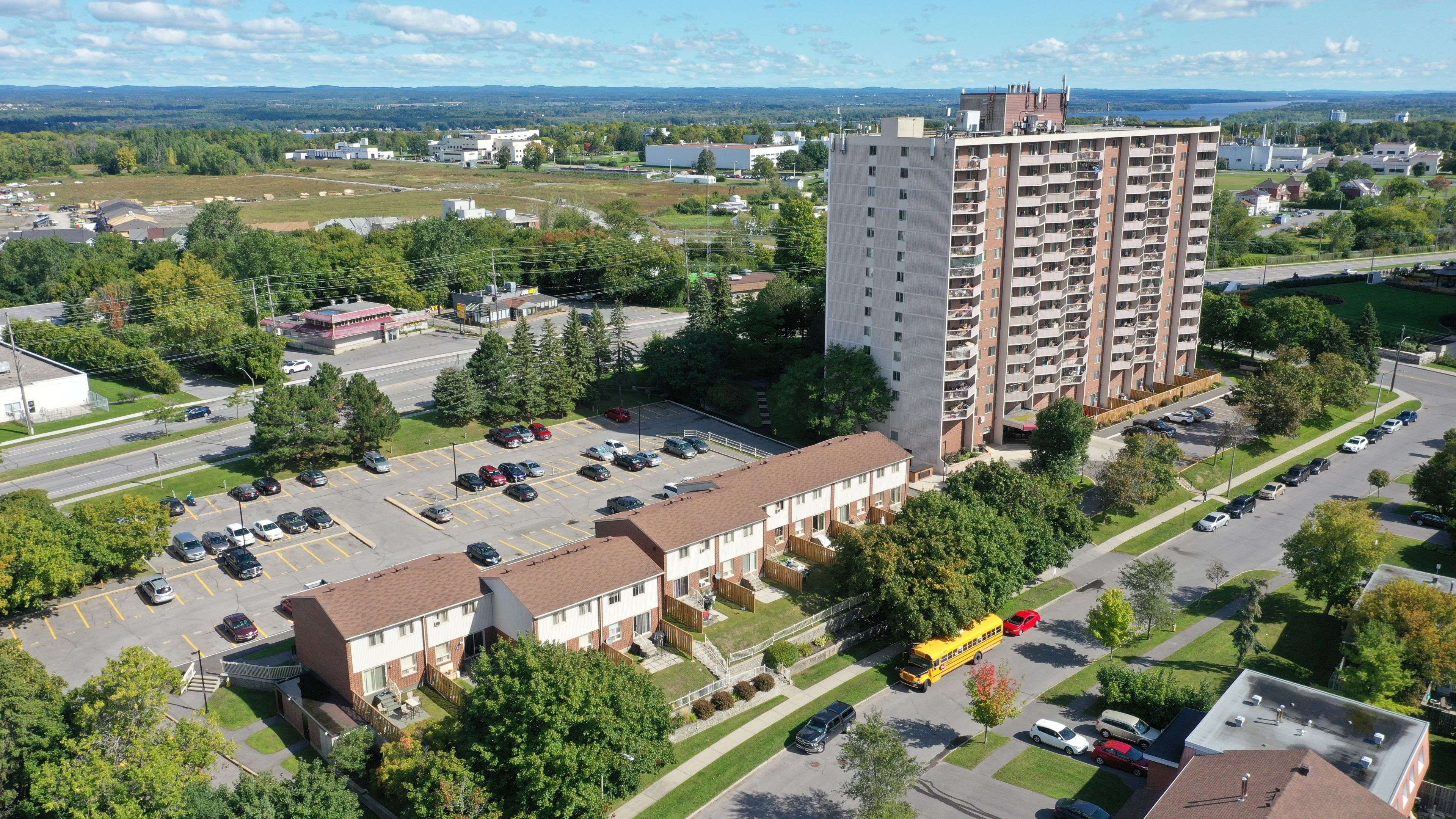 Overbrook - Castleheights And Area, ON K1K 3X9,981 Gulf PL #108