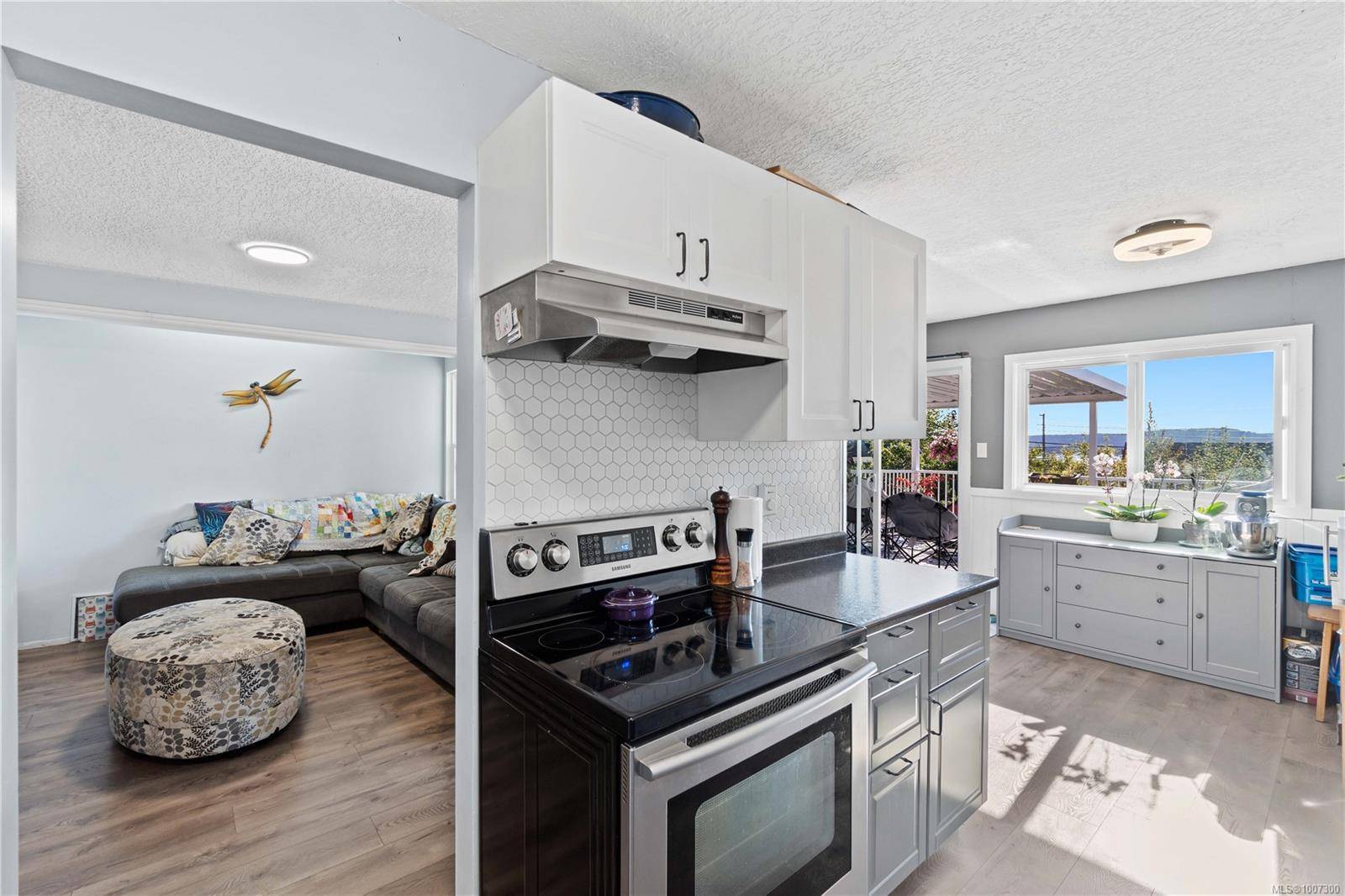 Nanaimo, BC V9R 4N3,51 View St