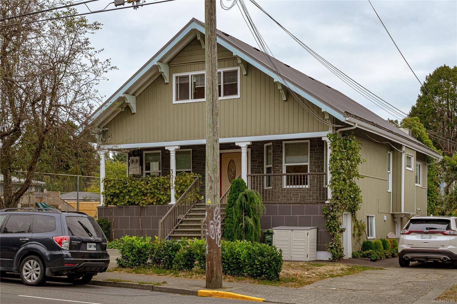 Victoria, BC V8T 4G2,3015 Quadra St