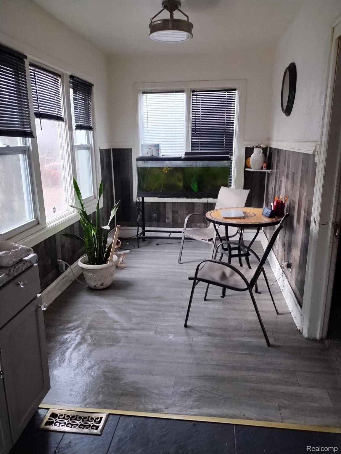 Detroit, MI 48224,9177 BISHOP ST