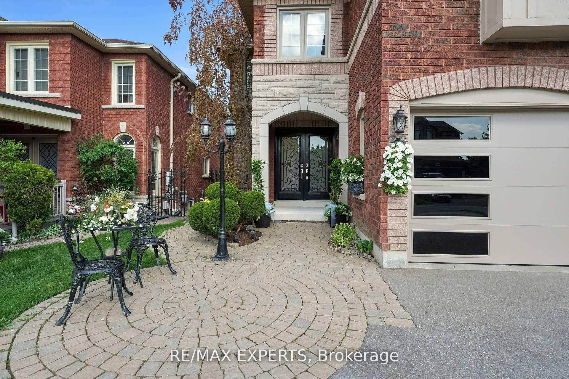 Caledon, ON L7E 2H4,36 Country Stroll CRES