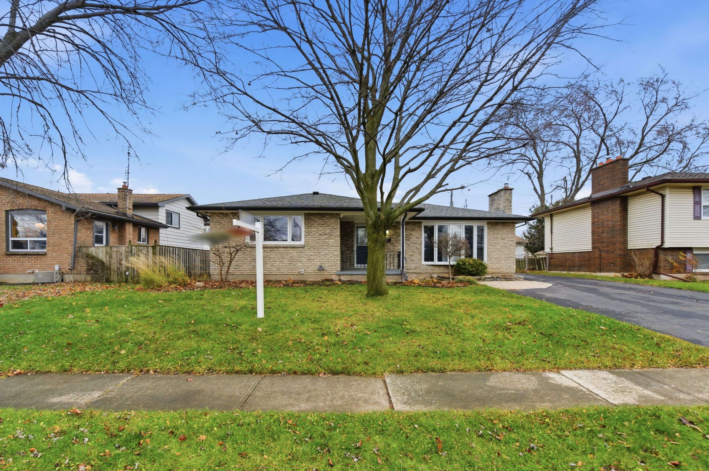 Welland, ON L3C 5W5,22 Colonial ST