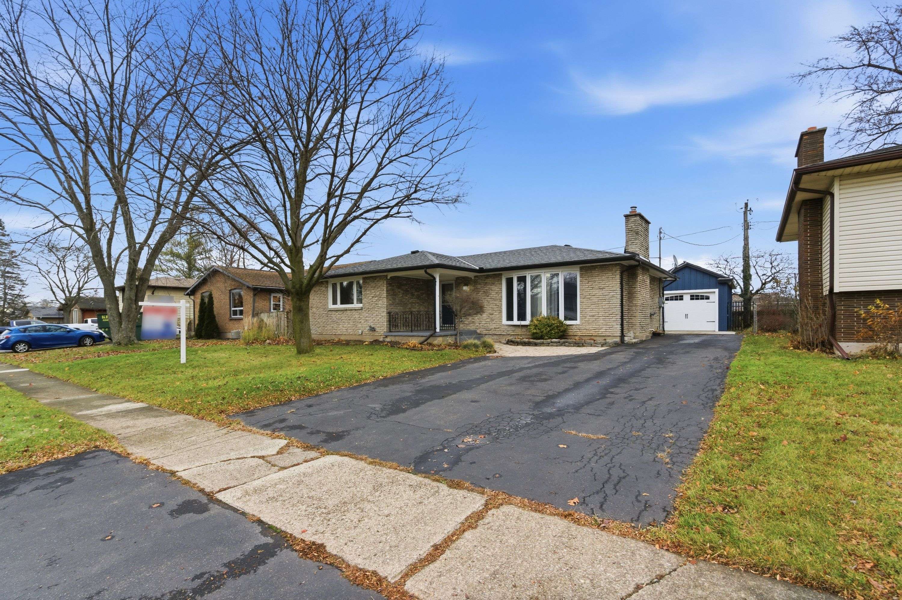 Welland, ON L3C 5W5,22 Colonial ST