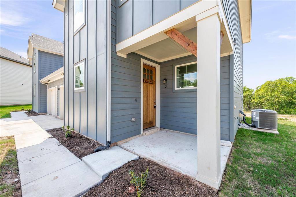 Runaway Bay, TX 76426,1210 Chestnut #1