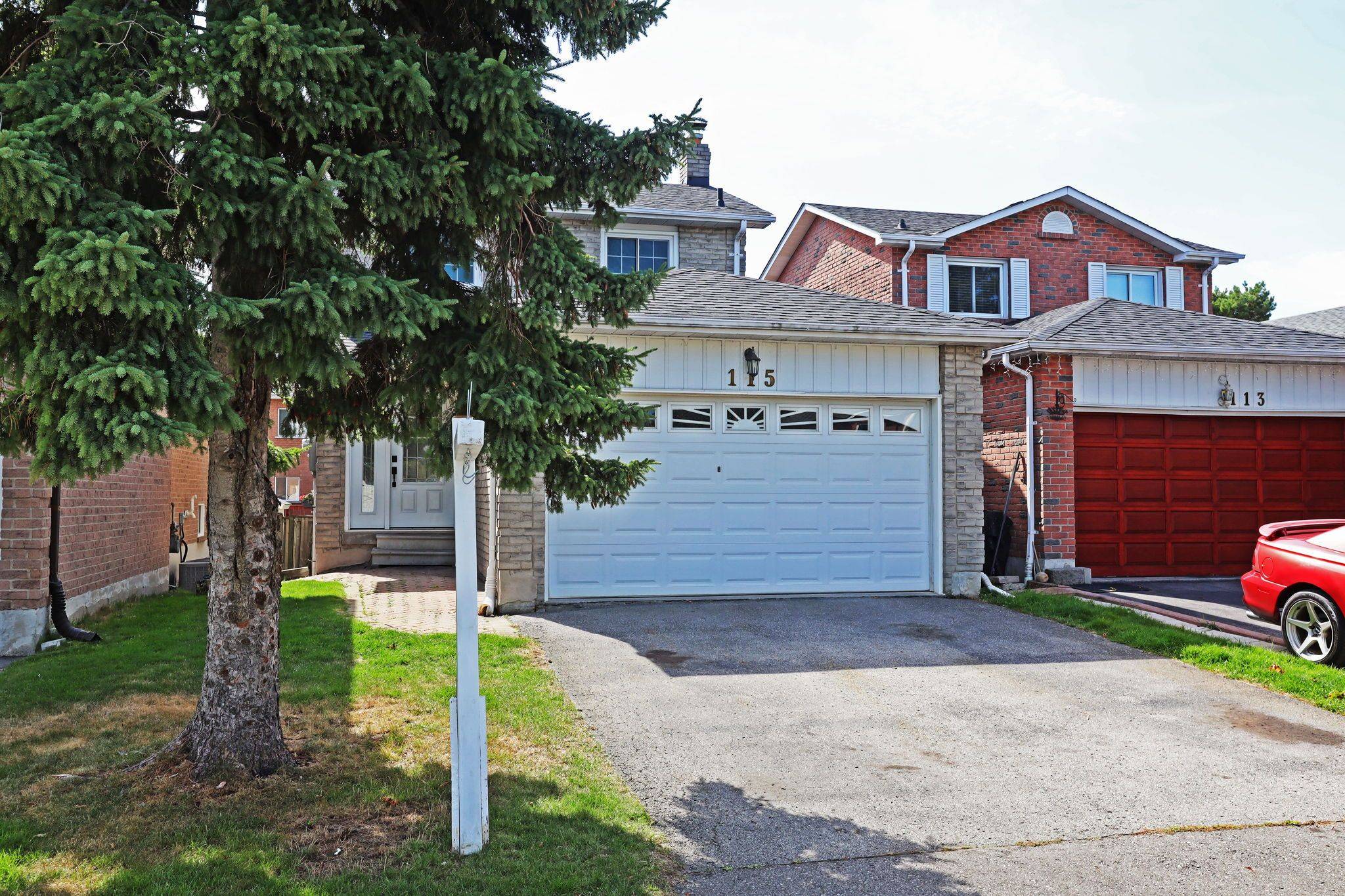 Toronto E10, ON M1C 3M9,115 Winter Gardens TRL