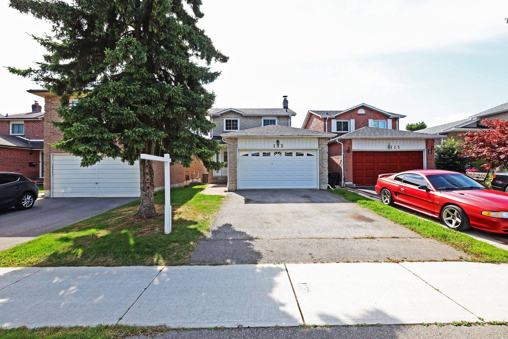 Toronto E10, ON M1C 3M9,115 Winter Gardens TRL