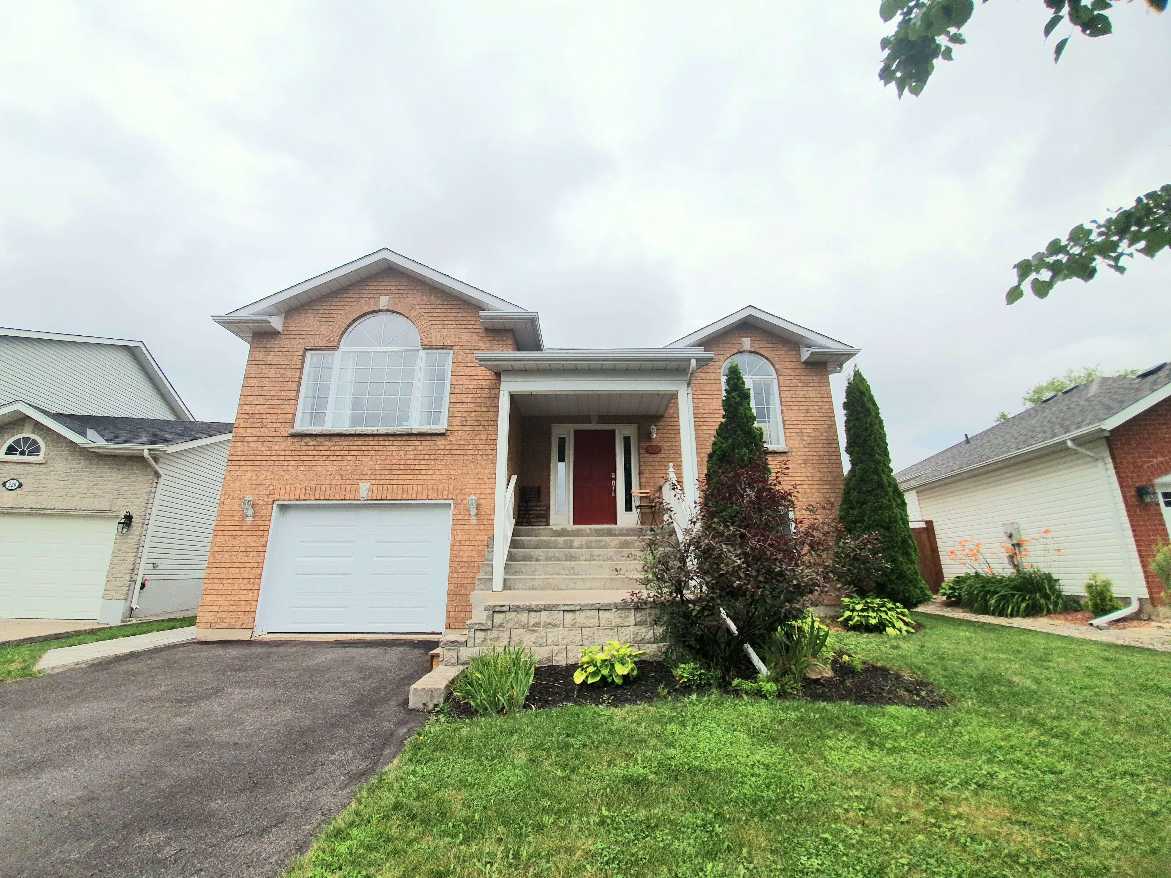 Kingston, ON K7K 7H6,532 Magnolia DR