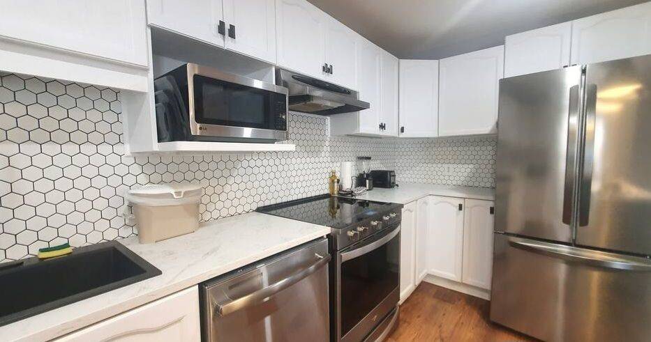 Kingston, ON K7K 7H6,532 Magnolia DR