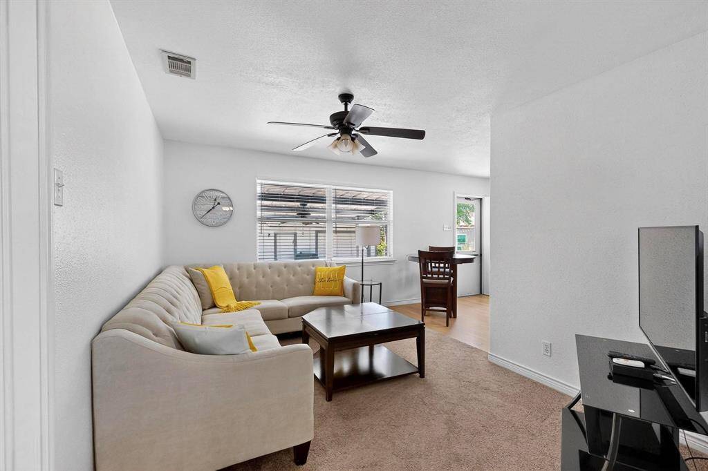 Dallas, TX 75211,4036 Dutton Drive