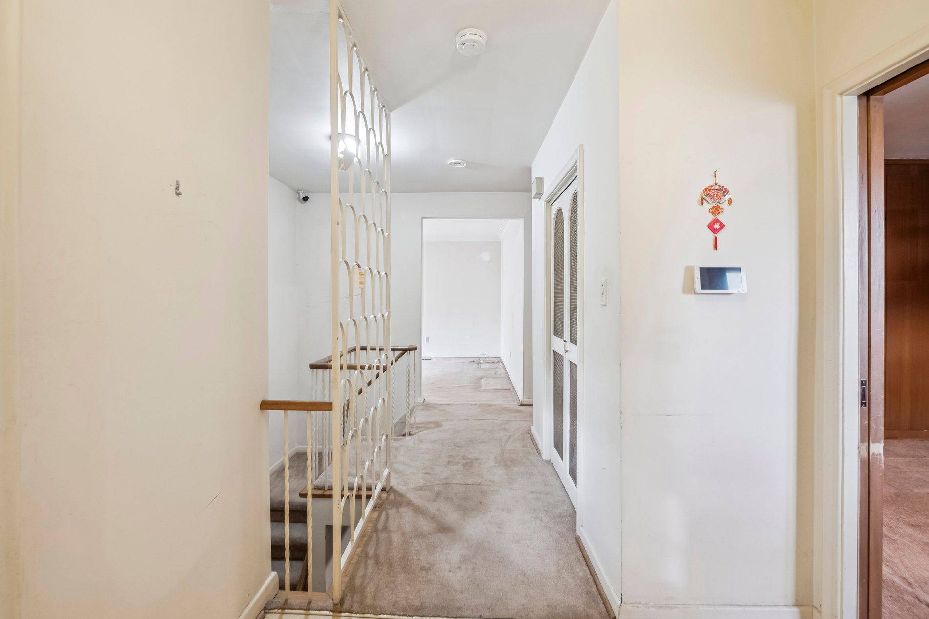 Toronto C12, ON M2P 1X6,120 Fenn AVE