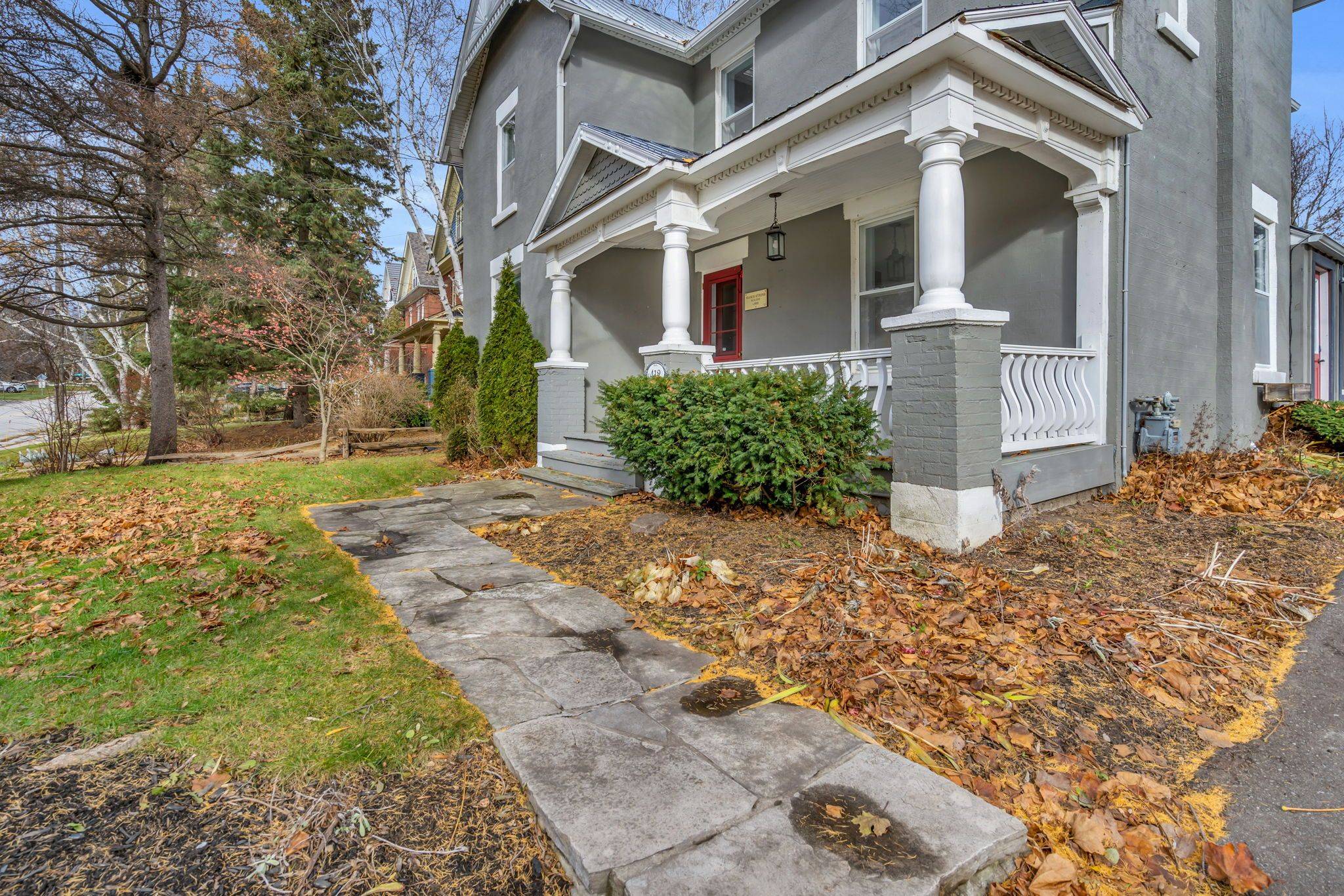 King, ON L0G 1T0,412 Main ST W