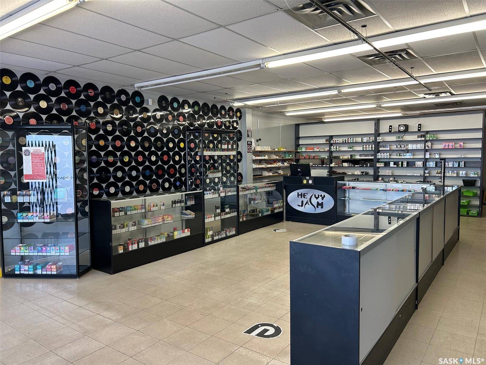 Saskatoon, SK S7L 7K2,3000 Diefenbaker DRIVE #3