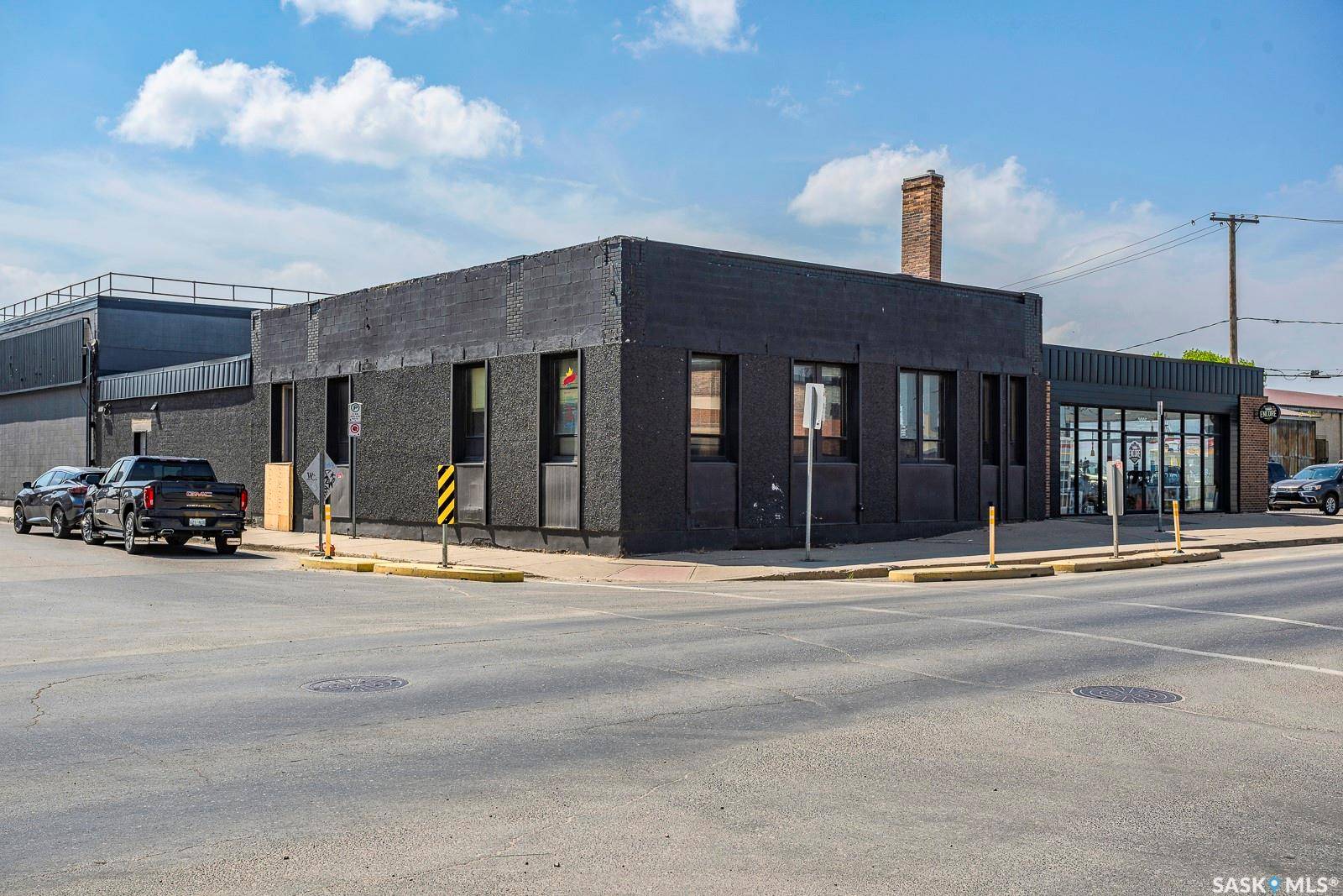 Regina, SK S4R 8R3,2005 8TH AVENUE