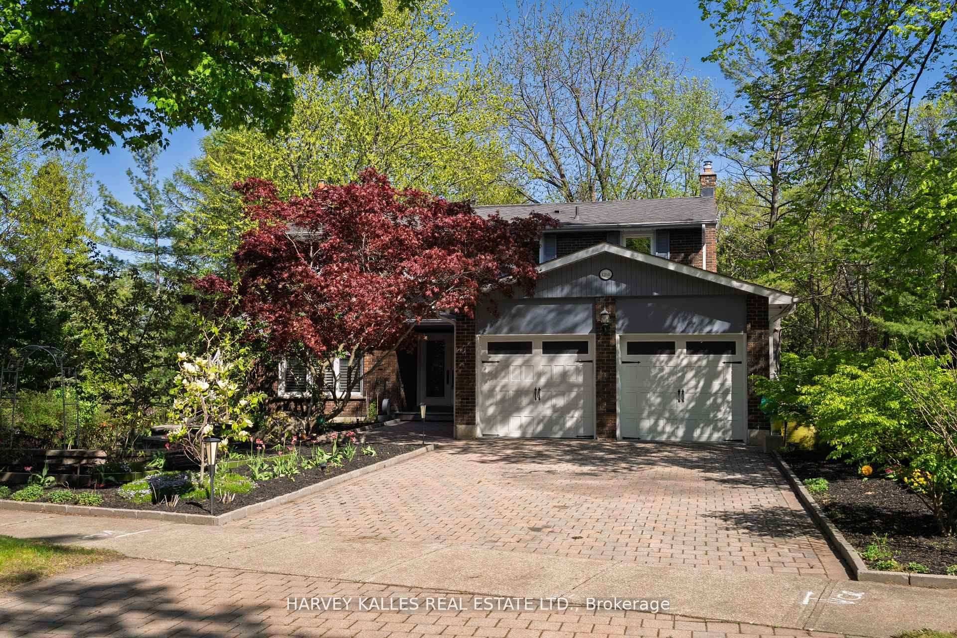 Mississauga, ON L5H 3V4,1268 Cermel DR W