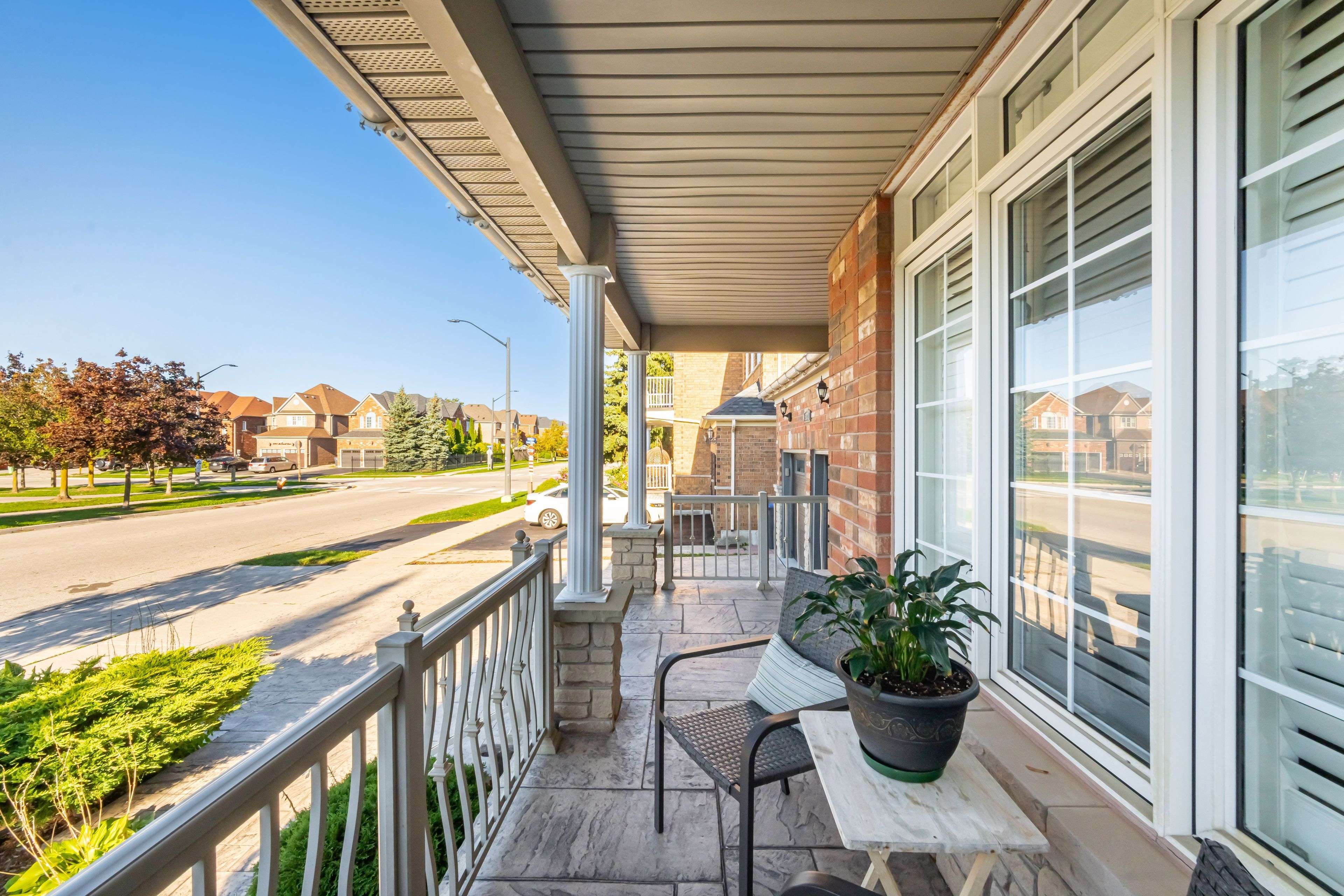 Mississauga, ON L5M 6J5,5871 Long Valley RD E