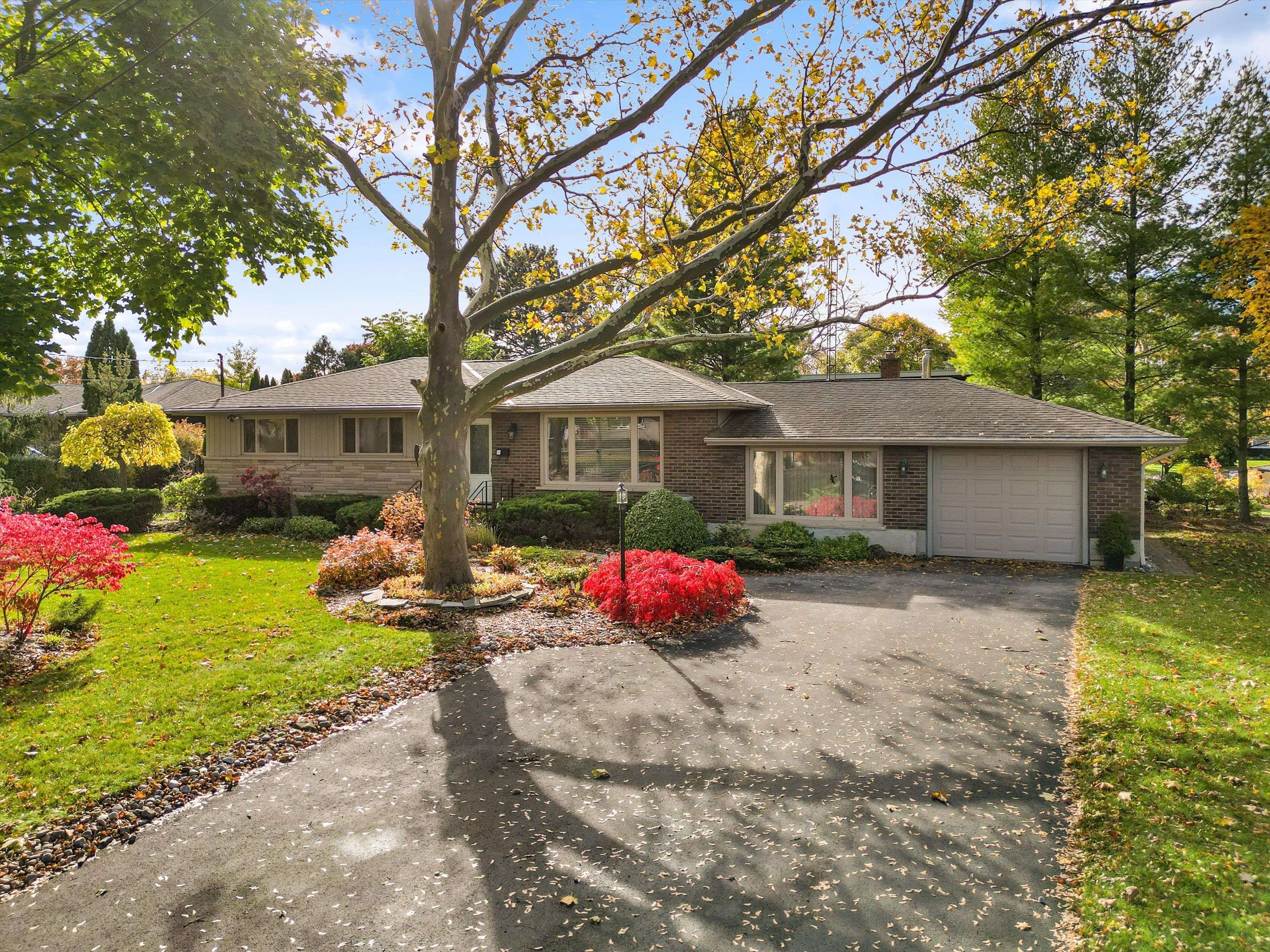 St. Catharines, ON L2M 2T7,31 St Lawrence DR