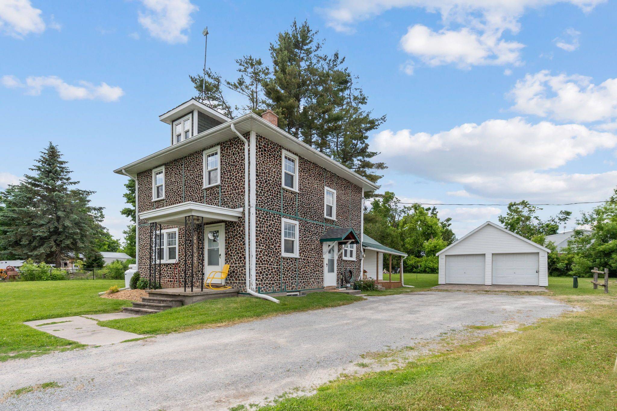 Kawartha Lakes, ON K0M 2T0,269 Glenarm RD