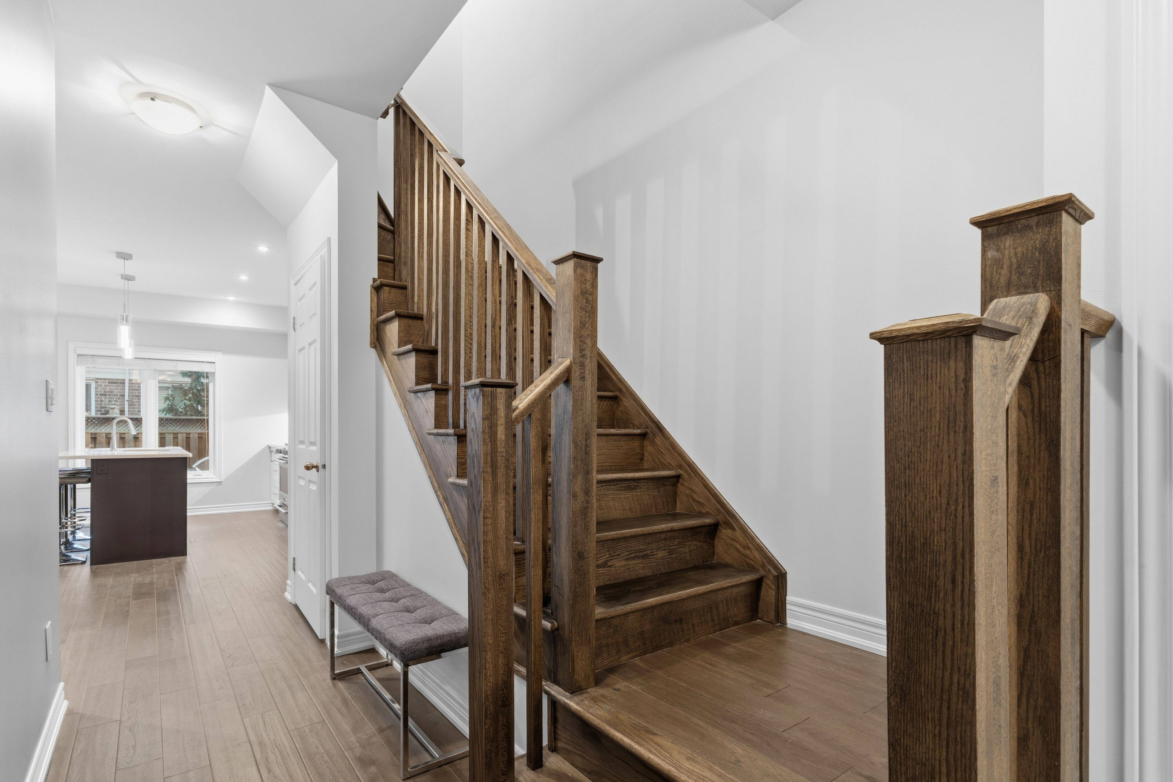 Hamilton, ON L9B 0H1,21 Madonna DR #7