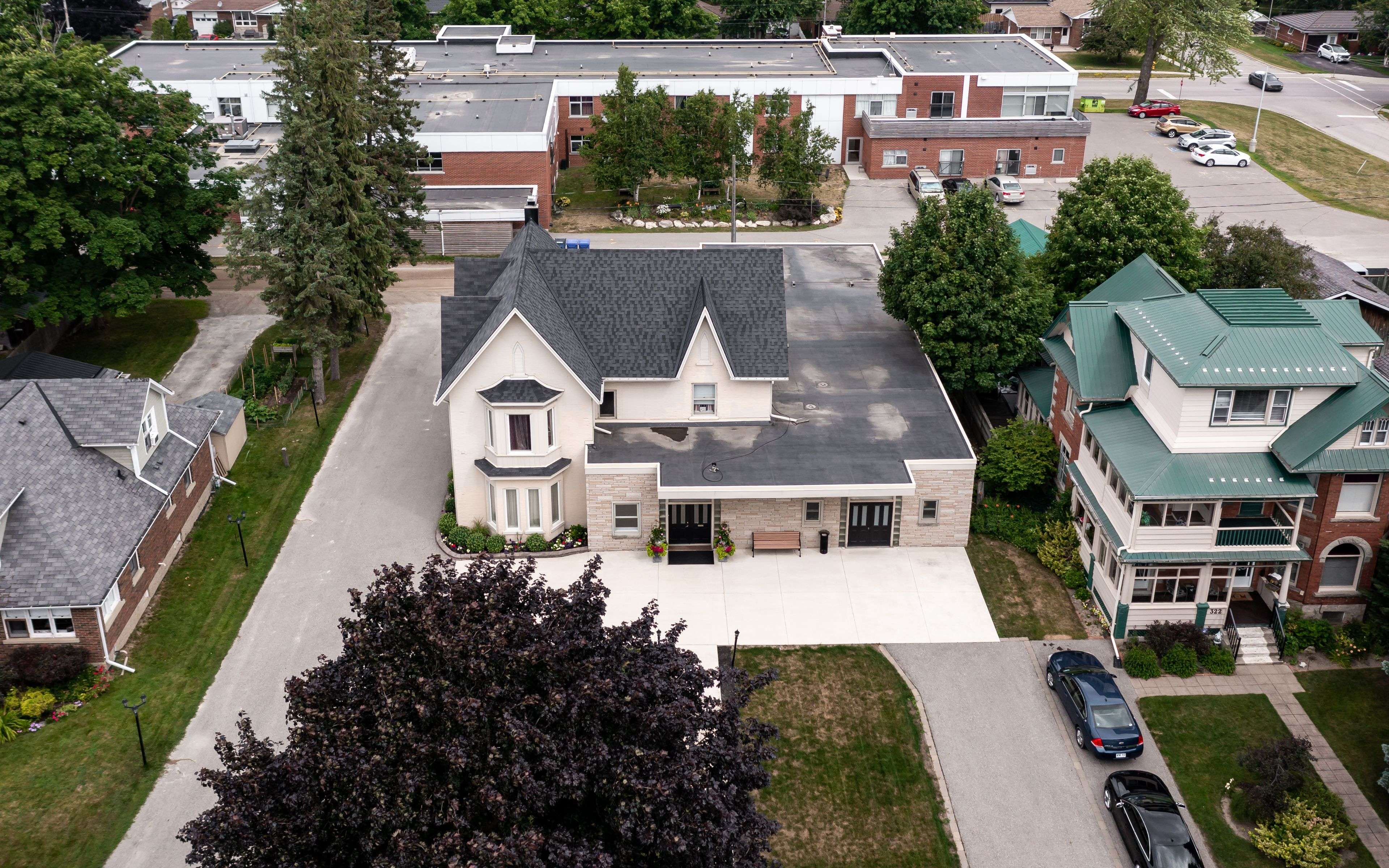 Shelburne, ON L9V 2Y9,318 Main ST E