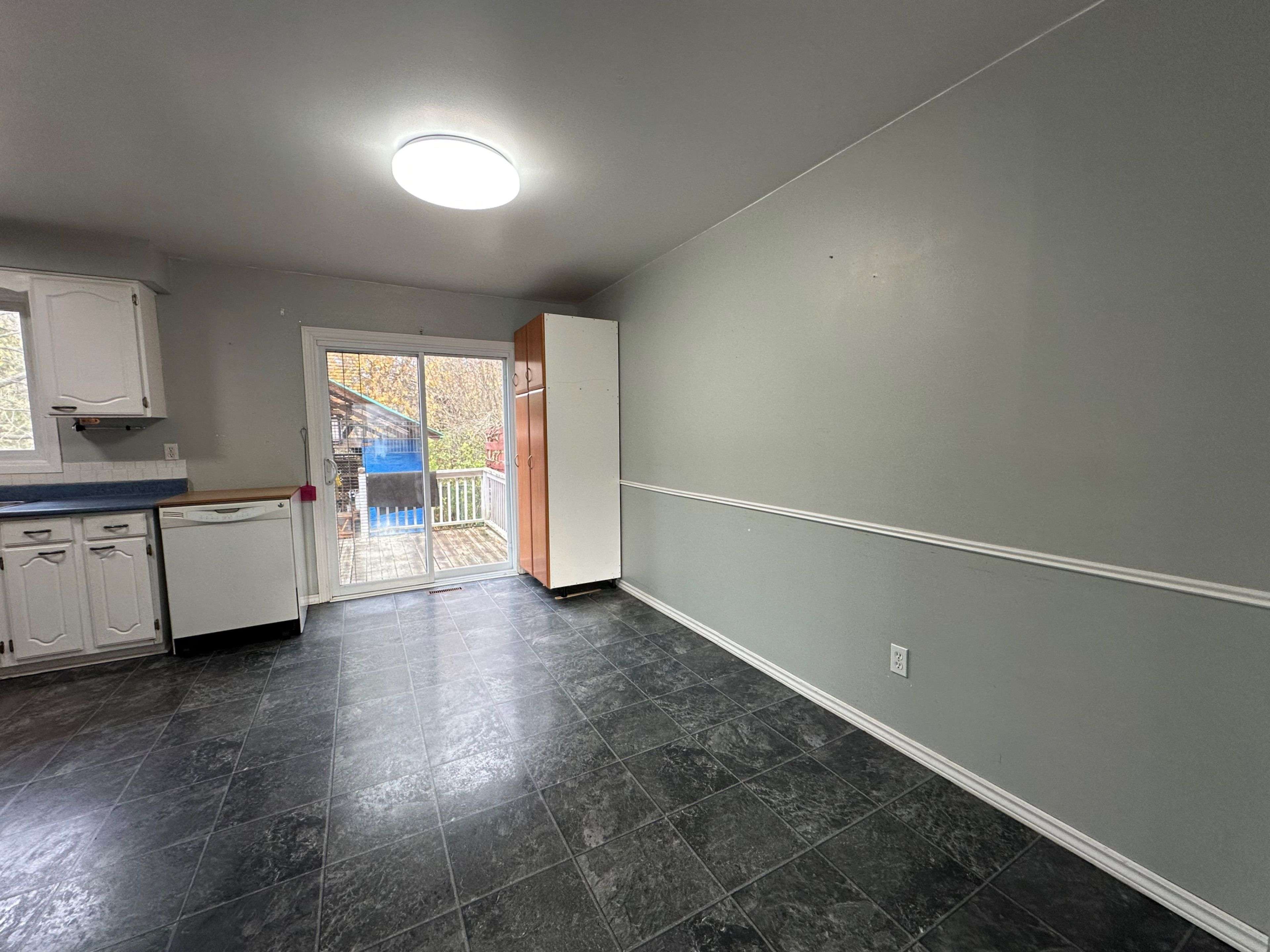 London North, ON N6G 3L4,6 DENLAW RD