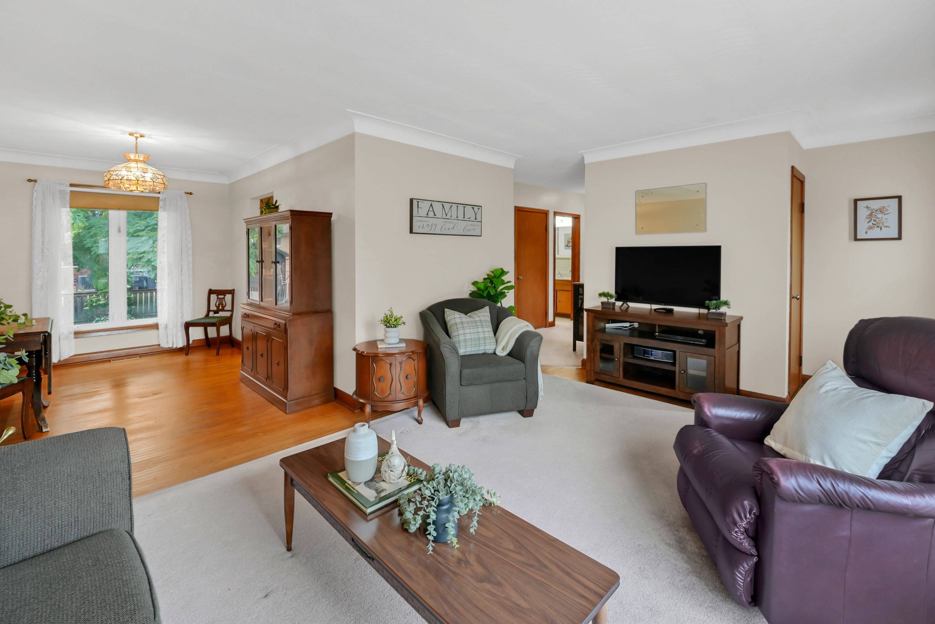 Grimsby, ON L3M 4C6,11 Kelson AVE N