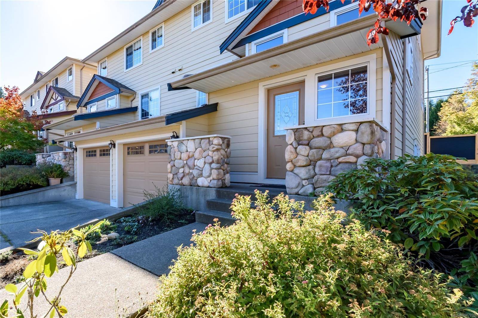 Courtenay, BC V9N 4A4,2728 1st St #40