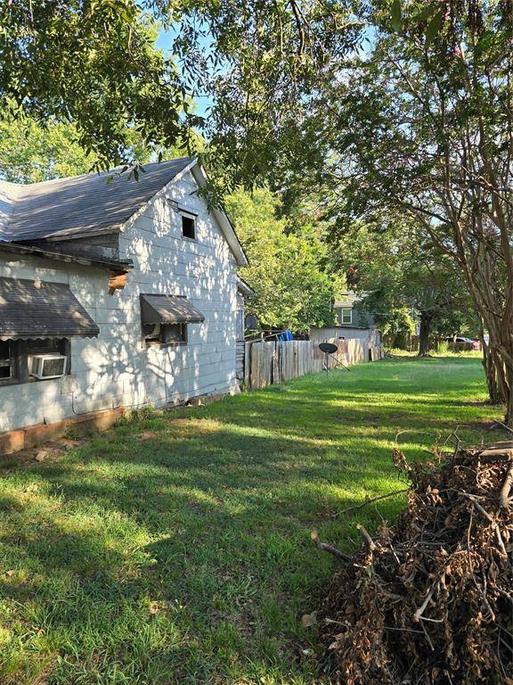 Denison, TX 75020,330 W Texas Street