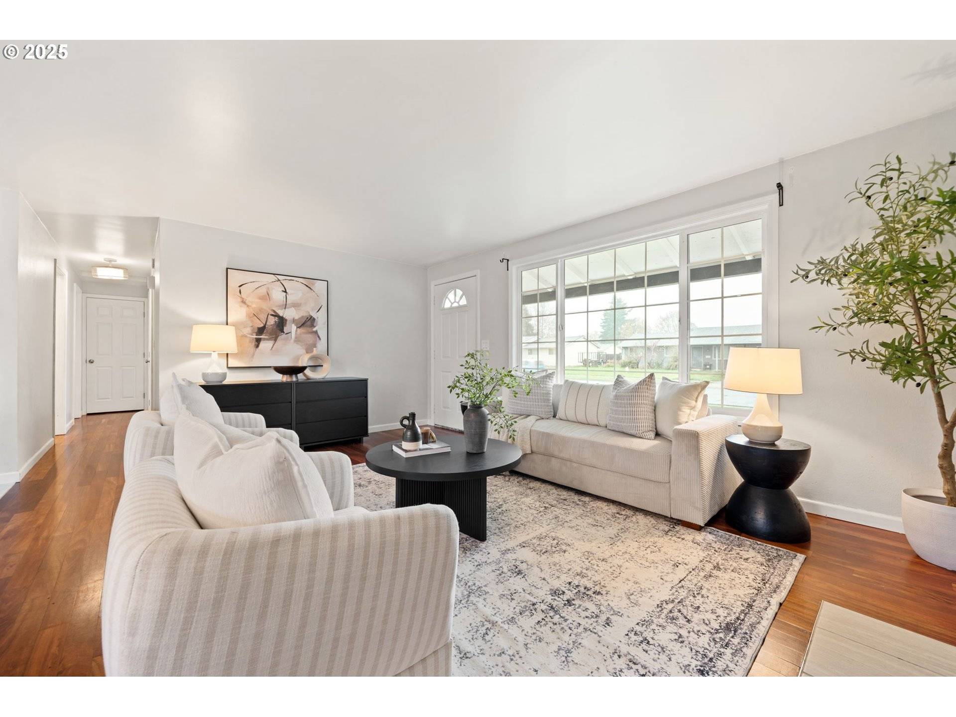 Hillsboro, OR 97124,1948 NE SUNRISE LN