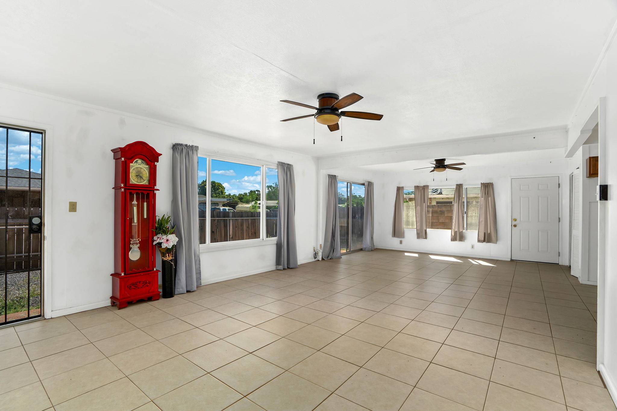 Kekaha, HI 96752,4549 NANAMUA ST