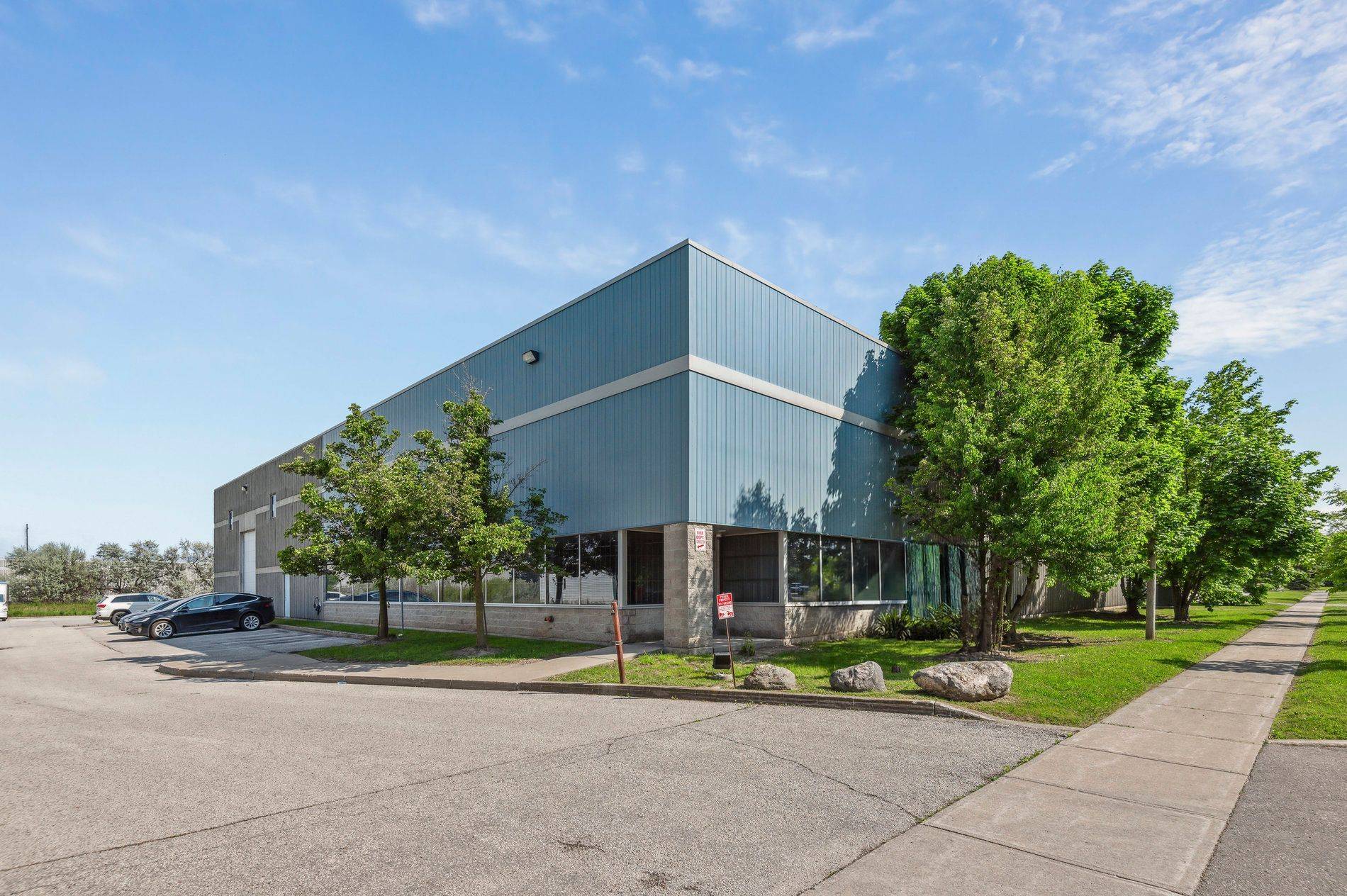 Toronto E07, ON M1S 5R4,51 Scottfield DR