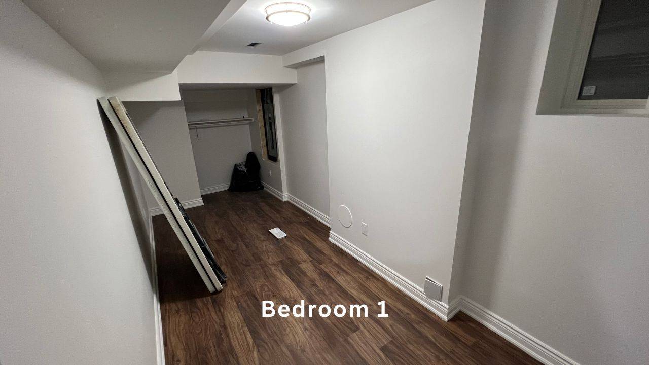 Mississauga, ON L5M 8A4,3896 Skyview ST #Lower