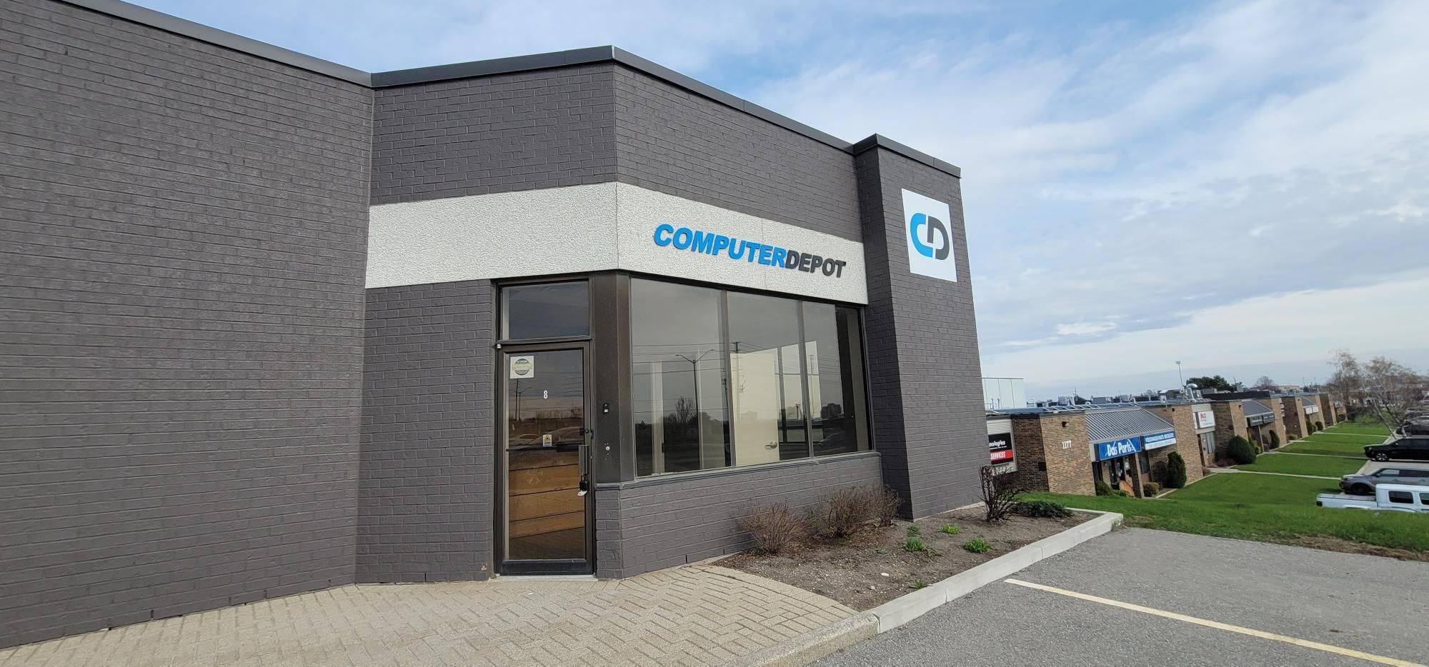 Cambridge, ON N1R 7Y5,1185 Franklin BLVD #Unit 8