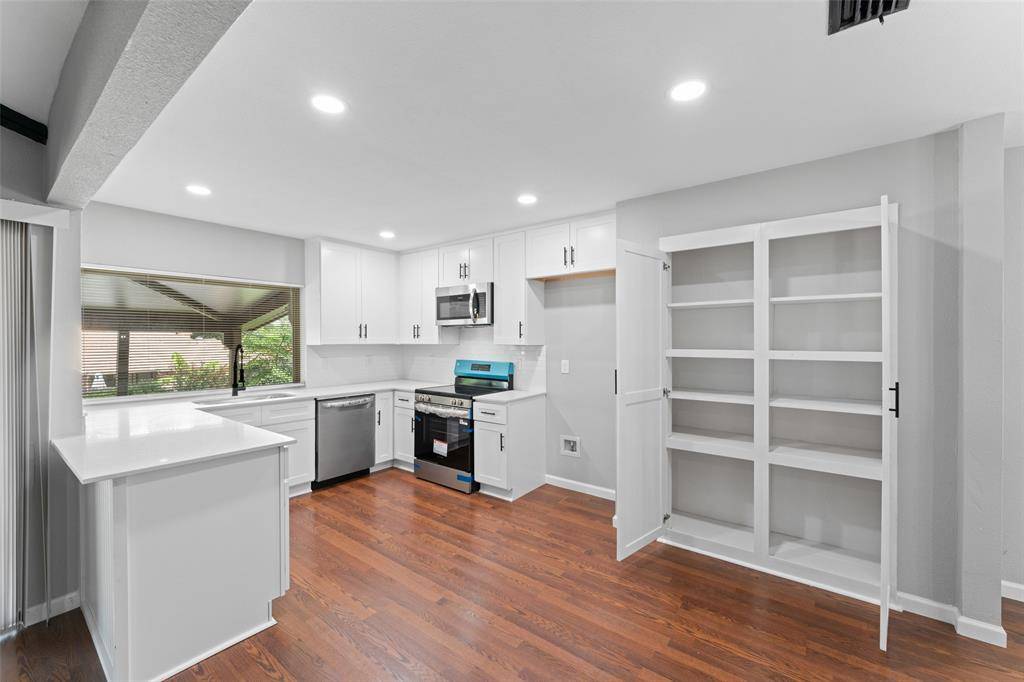 Mesquite, TX 75150,1137 Via Balboa