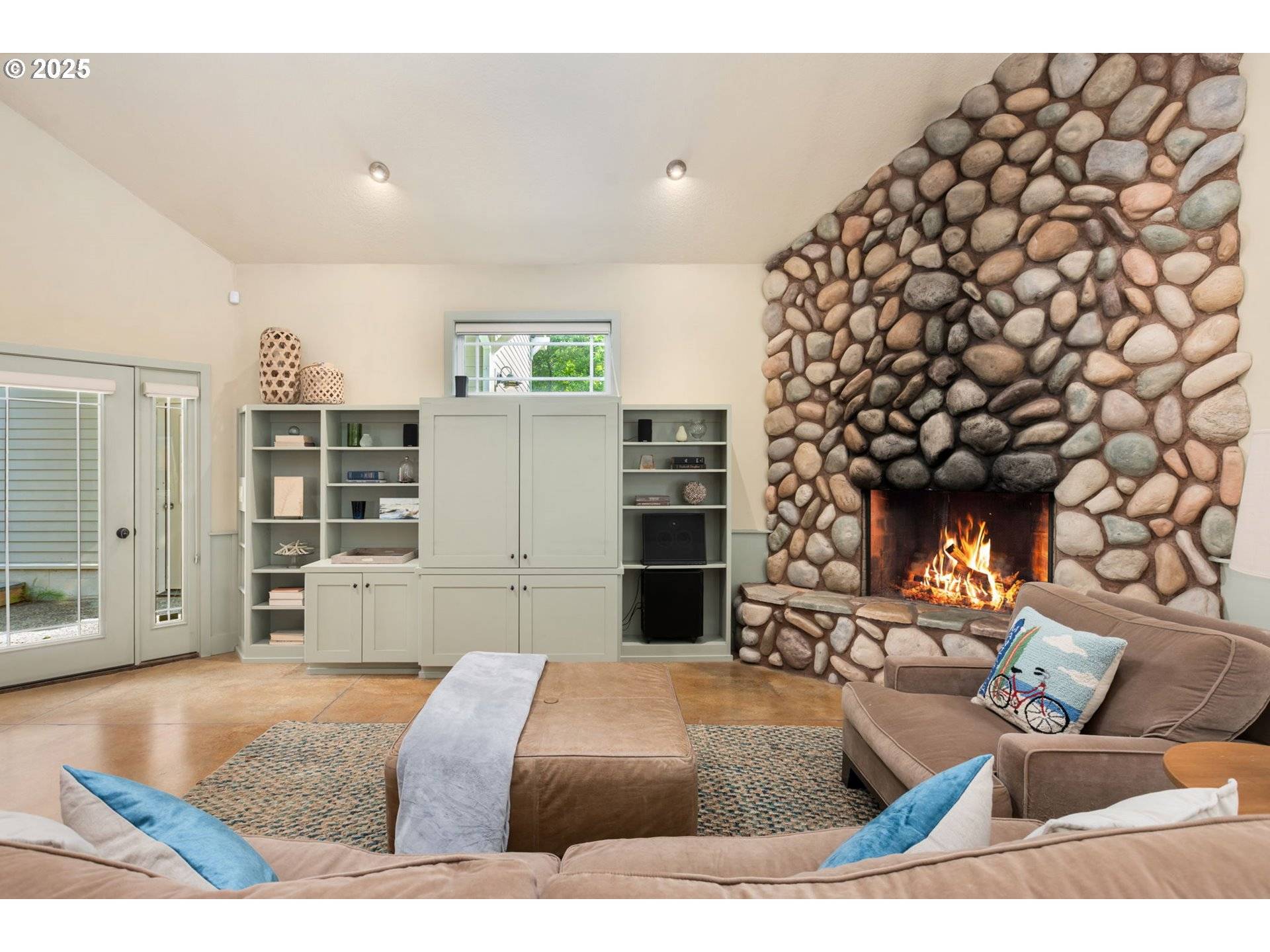 Manzanita, OR 97130,8917 Spindrift LN