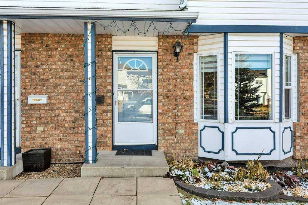 Red Deer, AB T4R 2E1,27 Ellenwood DR