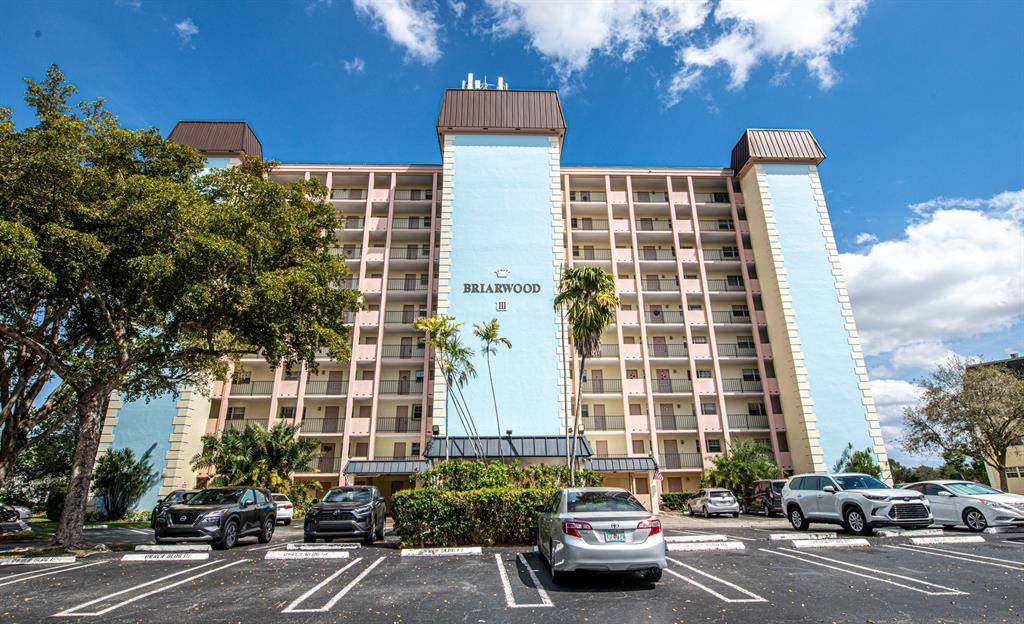 Coral Springs, FL 33065,3575 Broken Woods Dr #303