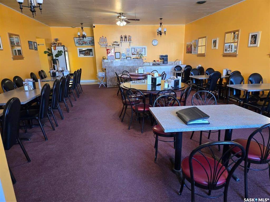 Strasbourg, SK S0G 4V0,123 Mountain STREET