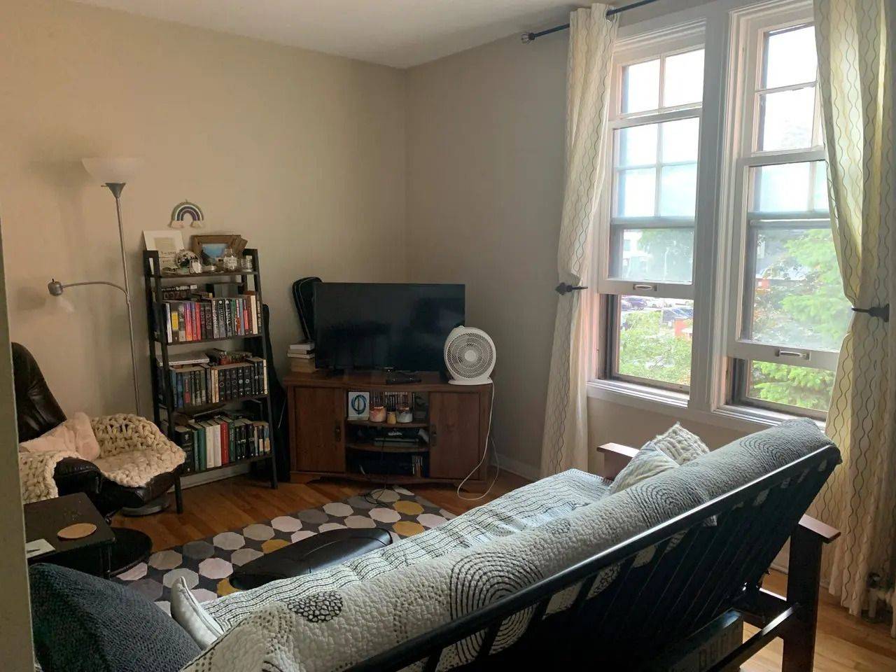 Ottawa Centre, ON K2P 0G4,232 Cooper ST #10